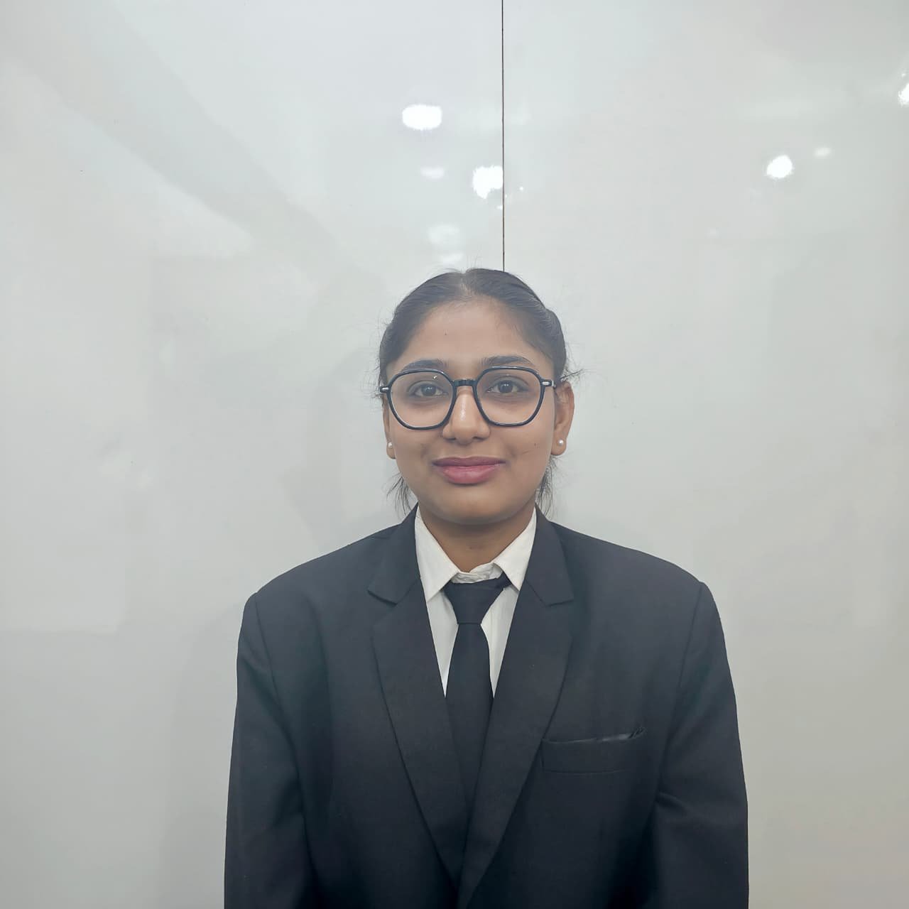 Sakshi (F&B Service, Kesar Bagh Palace, Chittorgarh)